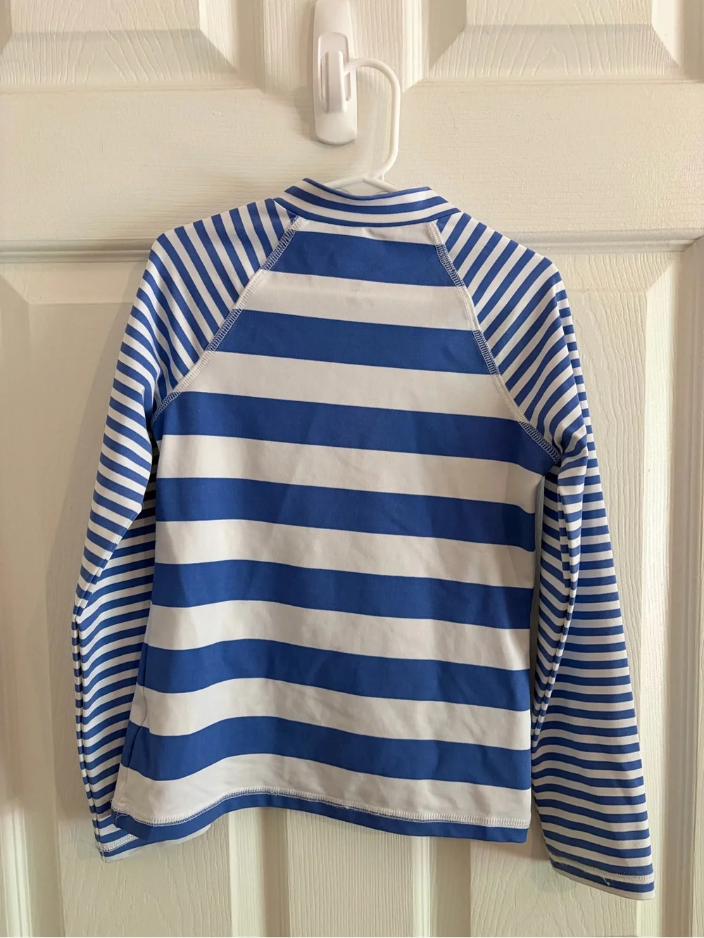 Vineyard Vines for Target Limited Edition Girls Swimshirt - size S (6/6X)